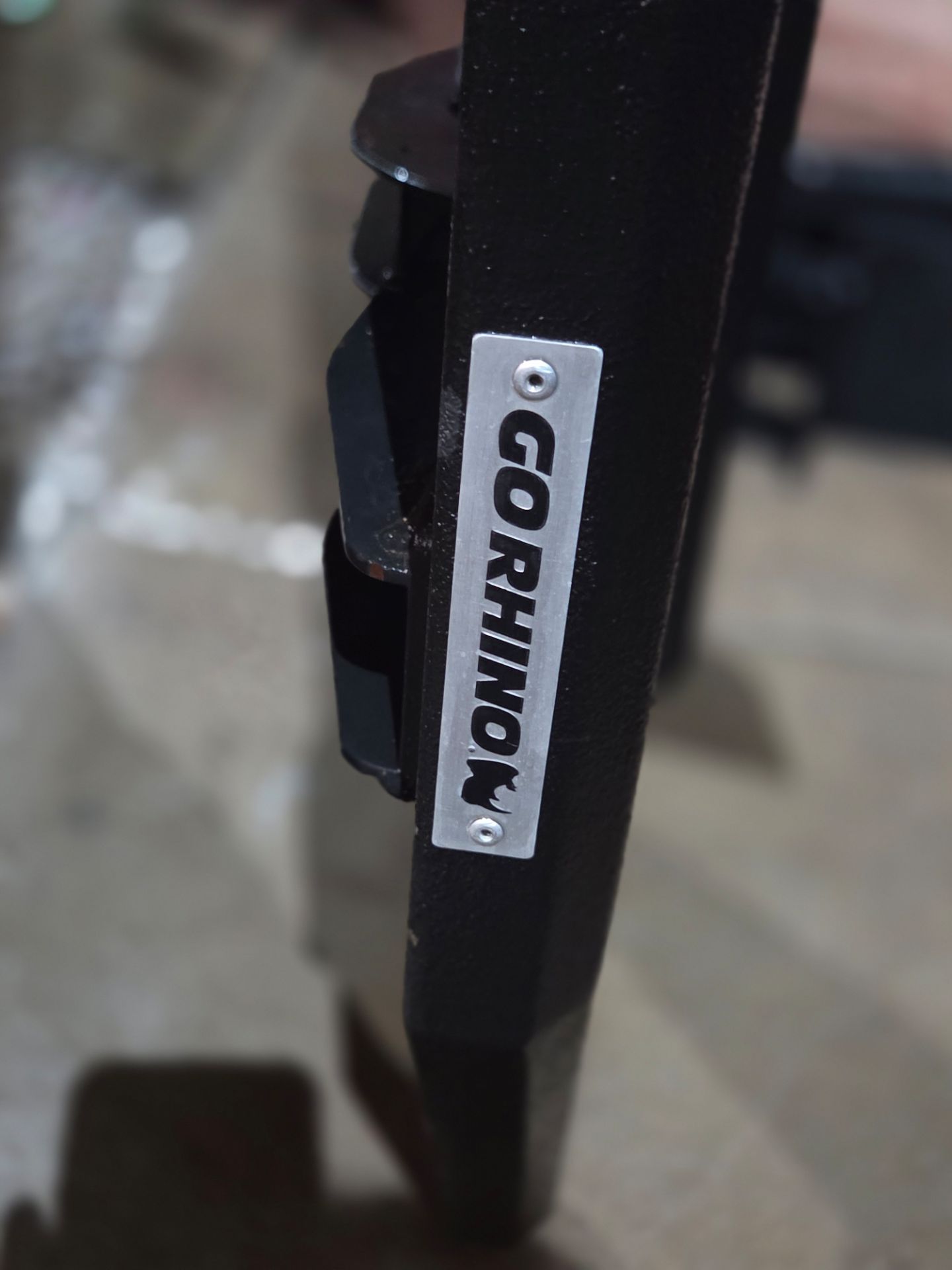 GO RHINO RB30 Running Boards Like New