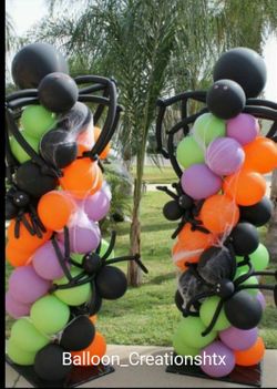 Halloween balloon columns