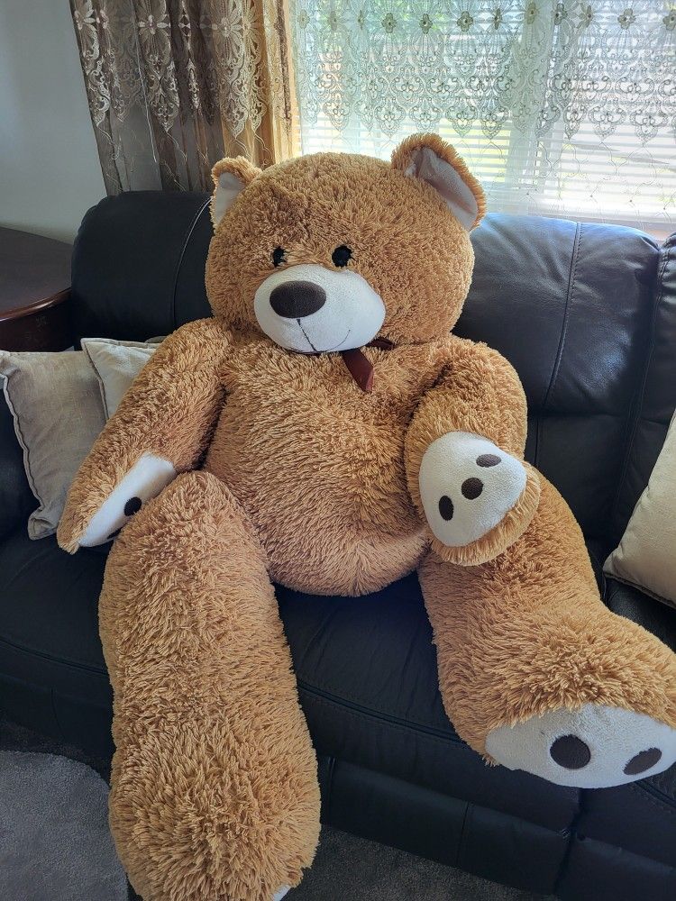 Giant Bear