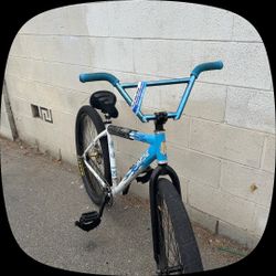 Throne goon BLOC BOI 29 inch