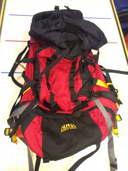 North Face Alpha Monte Rosa Women's Medium Backpack Camping Hiking Backpacking