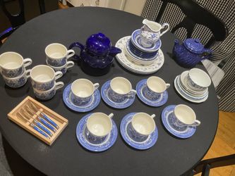 Vintage Blue & White Ironstone/tranferware Teacups, Teapots & Plates