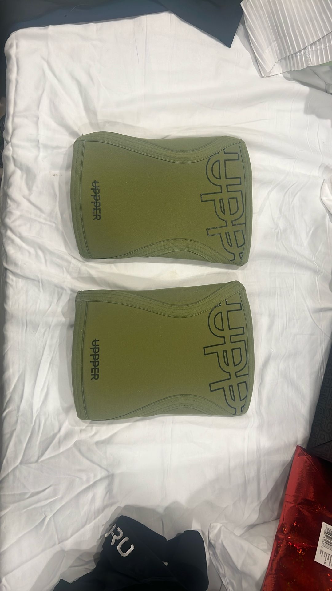 Upper Knee Brace For Lifting. Brand New. Size Medium/large