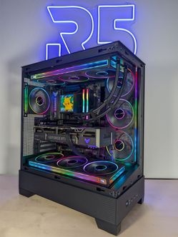 RTX 5070ti // Ryzen 9800x3D // 32GB DDR5 // 2TB Gen4 NVMe // WiFi 7