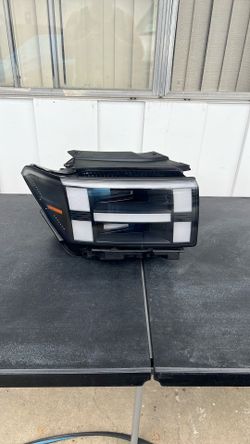 2024-2026 HYUNDAI SANTA FE HEADLIGHT OEM LED * RH * 92102-R6000