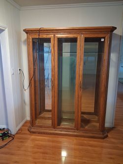 Old  Oak Hutch