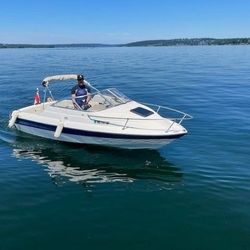 2004 Bayliner 192 Cuddy Cabin