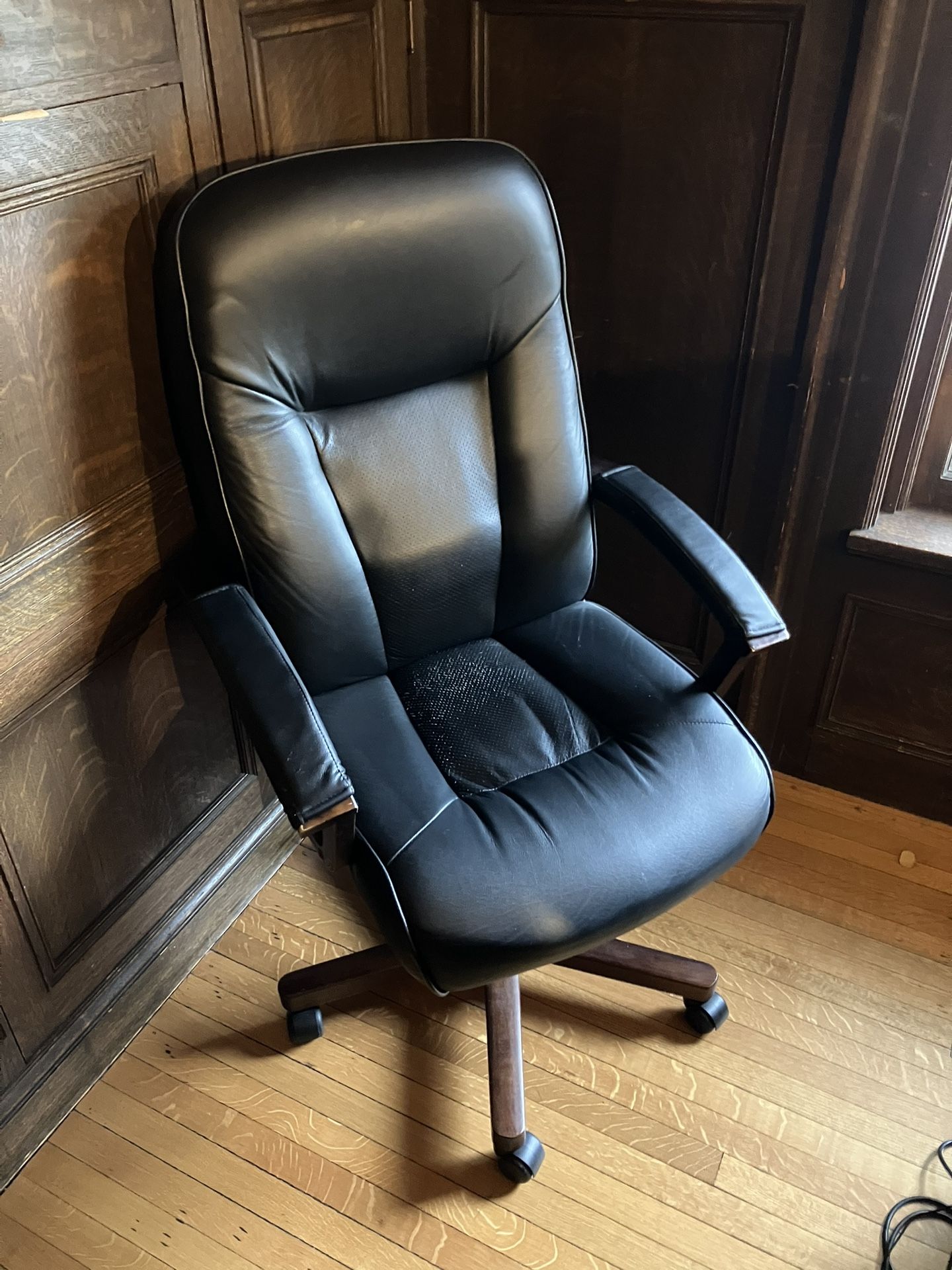 Leather Rolling Office Chair