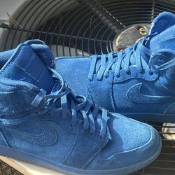 Nike Air Jordan 1 Retro High Blue Suede