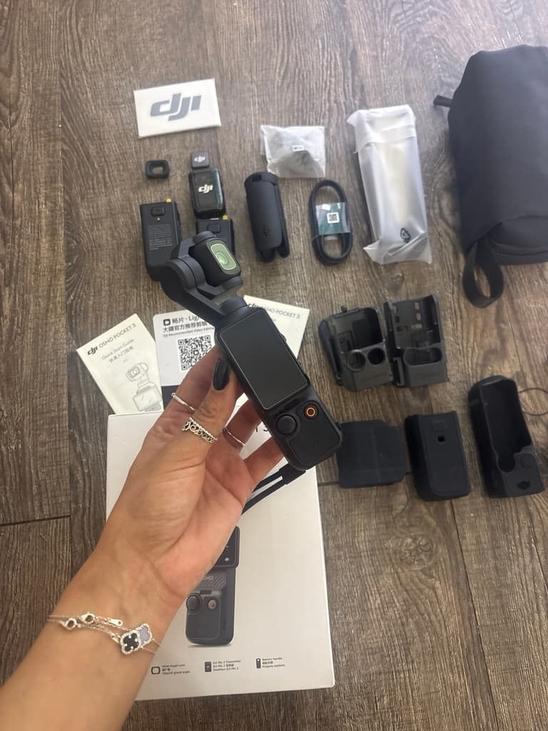 DJI OSMO POCKET 3 CREATOR COMBO