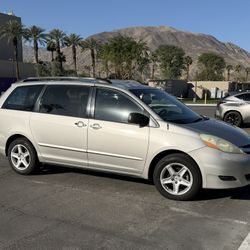 2006 Toyota Sienna