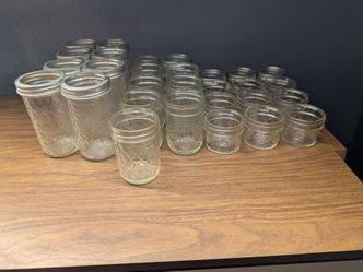 Ball quilted crystal jelly jars. 29 total of different sizes.