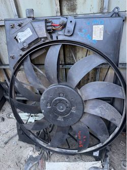 Cooling fan for 2006 Mercedes Benz S55 amg cooling fan