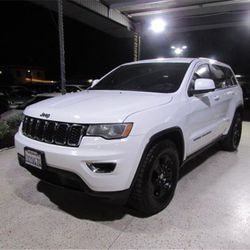 2017 Jeep Grand Cherokee Laredo Sport