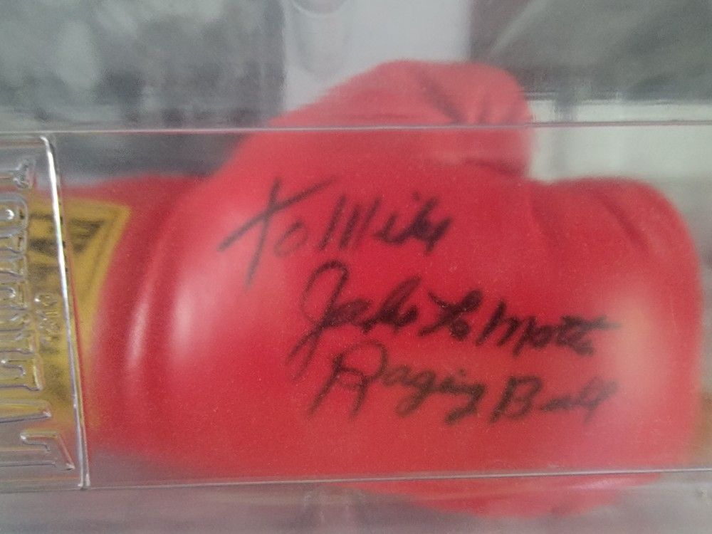 Ragging Bull Sighned Boxing Glove
