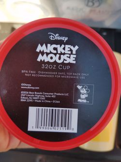 Mickey and Winnie the Pooh 32 OZ cups
