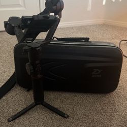 Zhiyun Crane 
