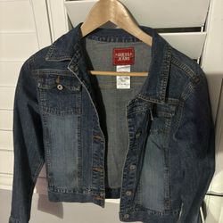 “Guess” Jean Jacket Size S 
