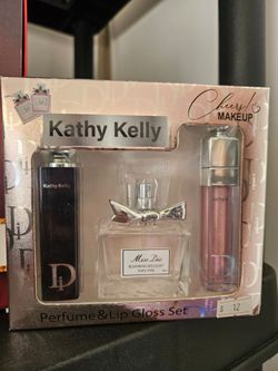 New perfume & lip gloss set