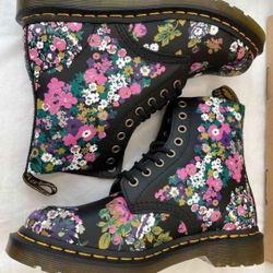 1940 Vintage Floral Doc. Martens