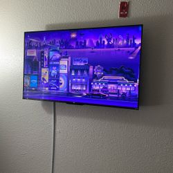 43” TCL Roku TV