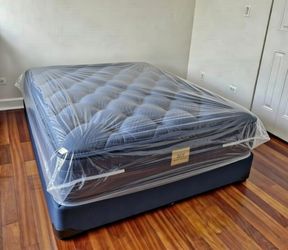 New Mattress Must Sell  (Unopened in Plastic)