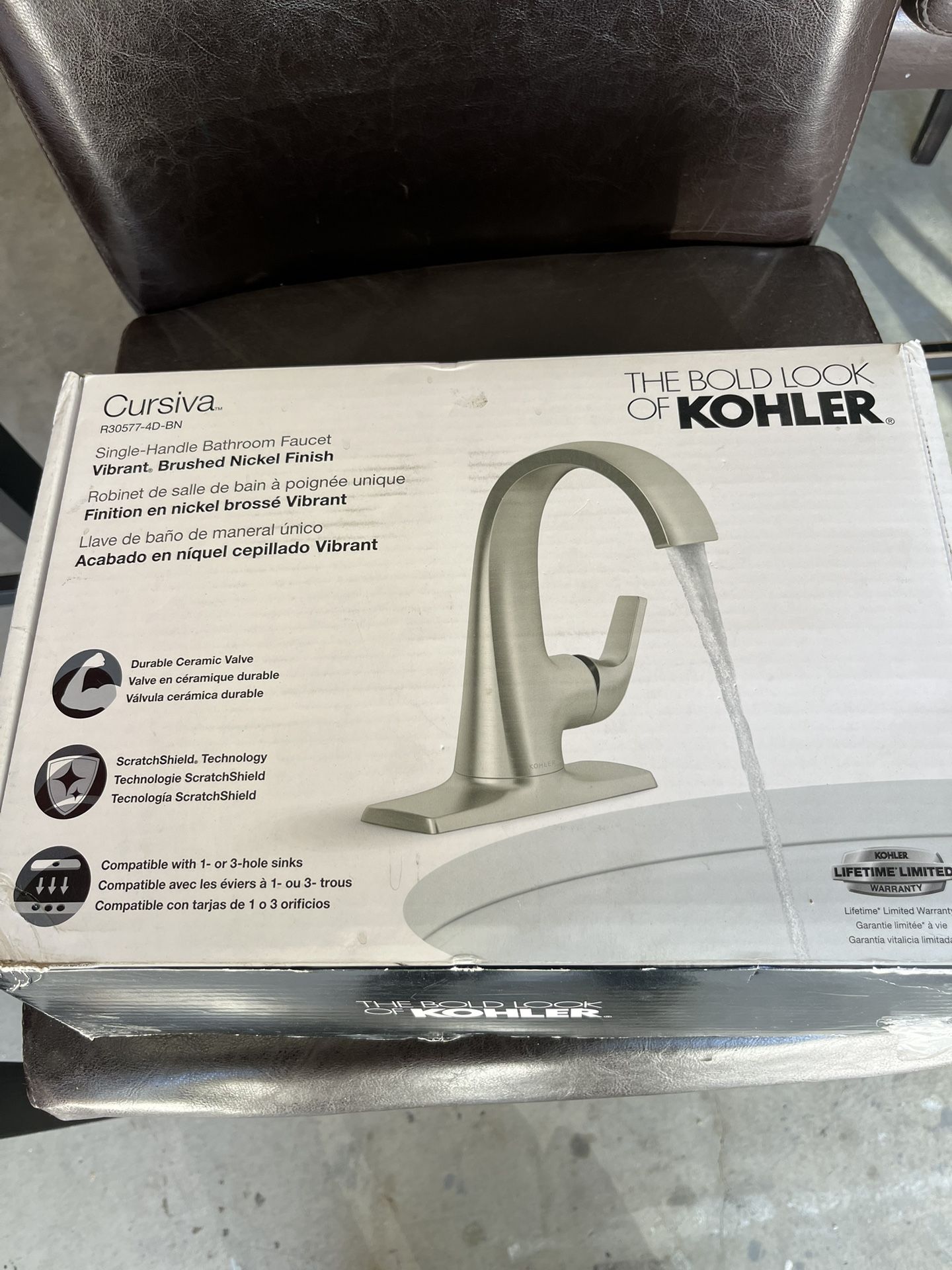 Cursiva Single Handle Faucet 