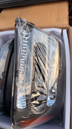 Headlights Chevy Trailblazer 2002-2009