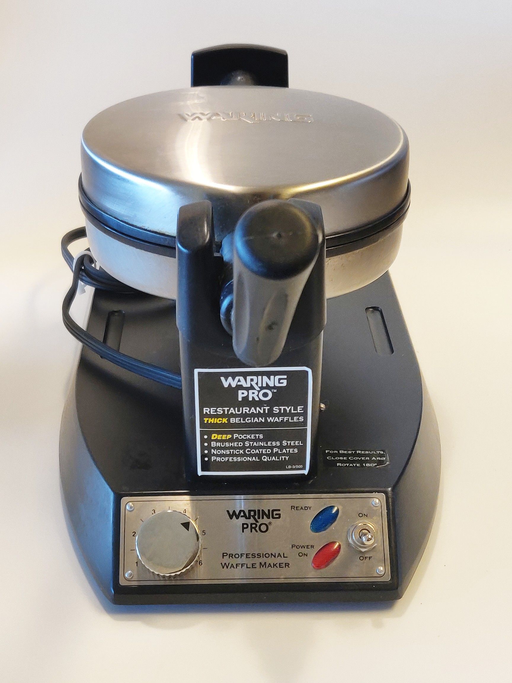 Used Waring Pro Restaurant Style Belgium Waffle Maker Professional Rotary WWM200PC HEAVY DUTY