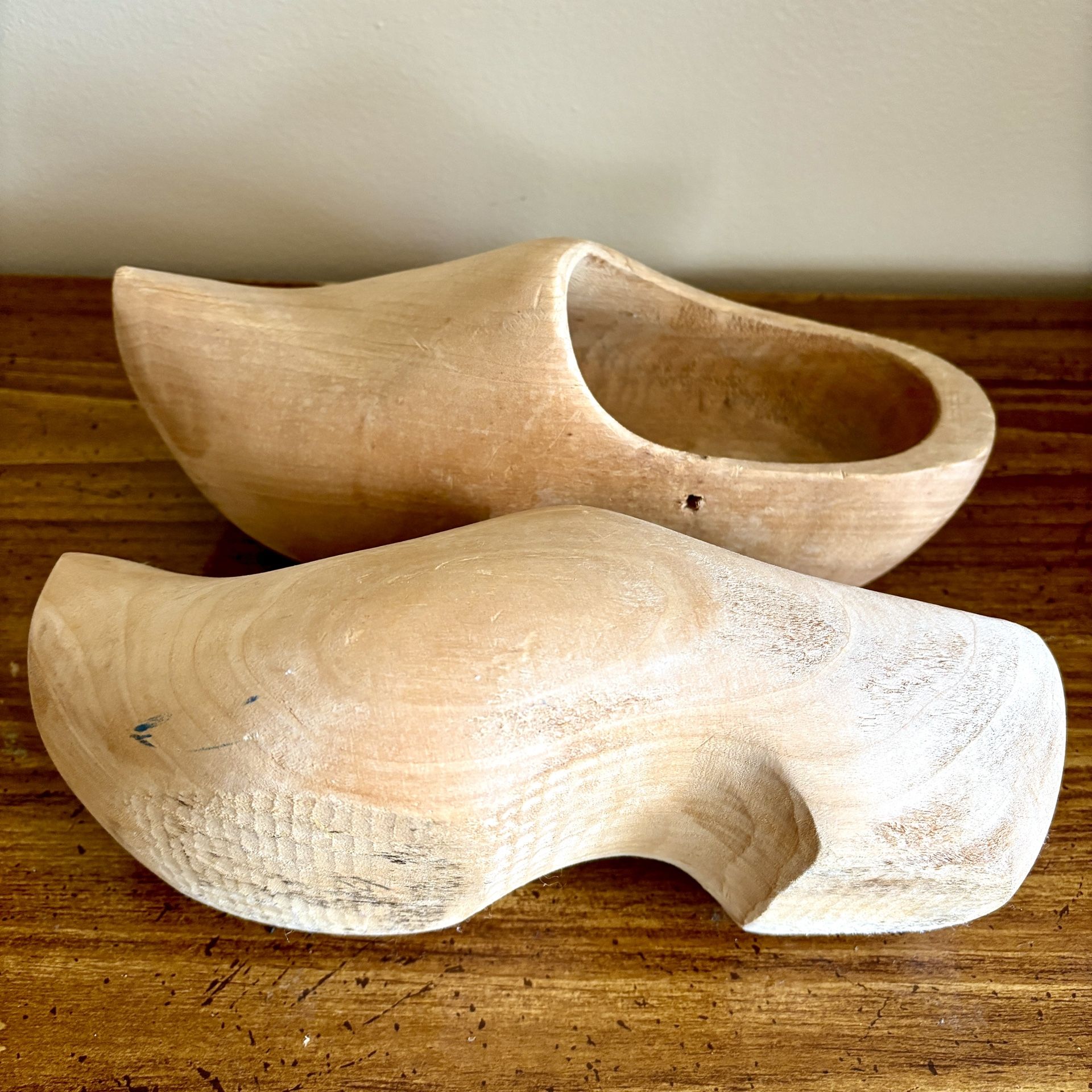 Wooden Dutch Shoes – Vintage Pair