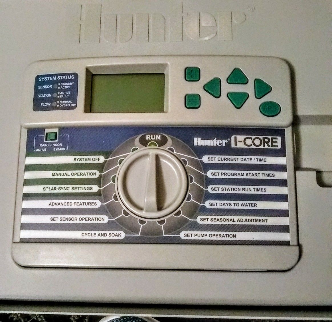 I- CORE HUNTER IRRIGATION SPRINKLER CONTROLLER $220 O.B.O.