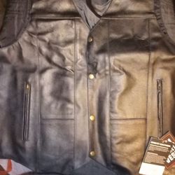  Event Leather Mens XL 10 Pocket Vest.   New.