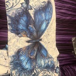 New Cal King Comforter Set 