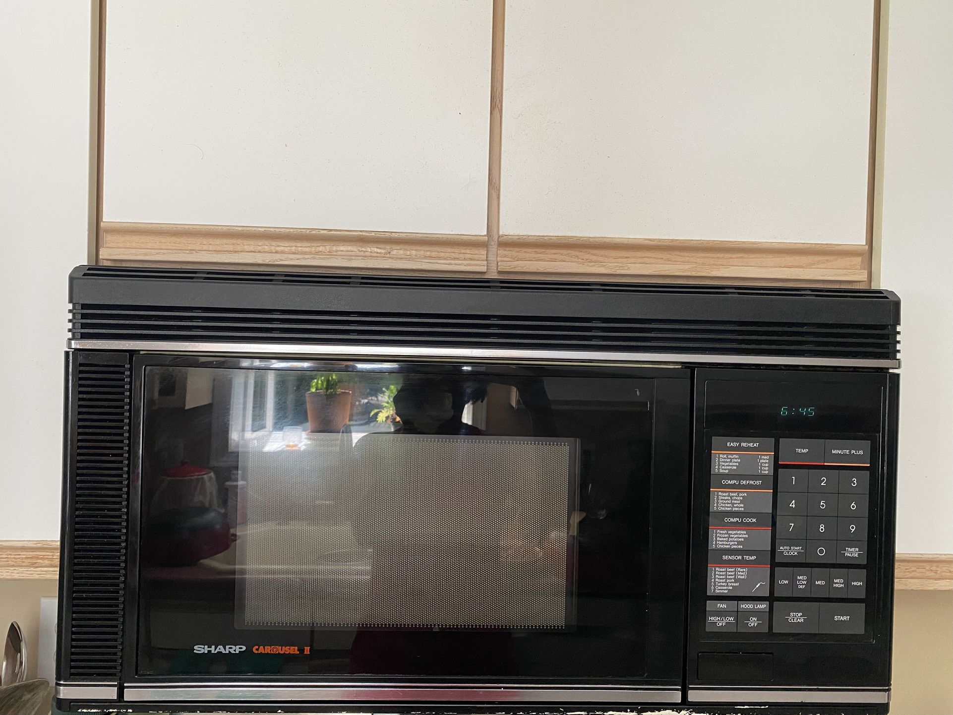 Sharp Carousel II Over-the-Range Microwave – Clean, Works Great!
