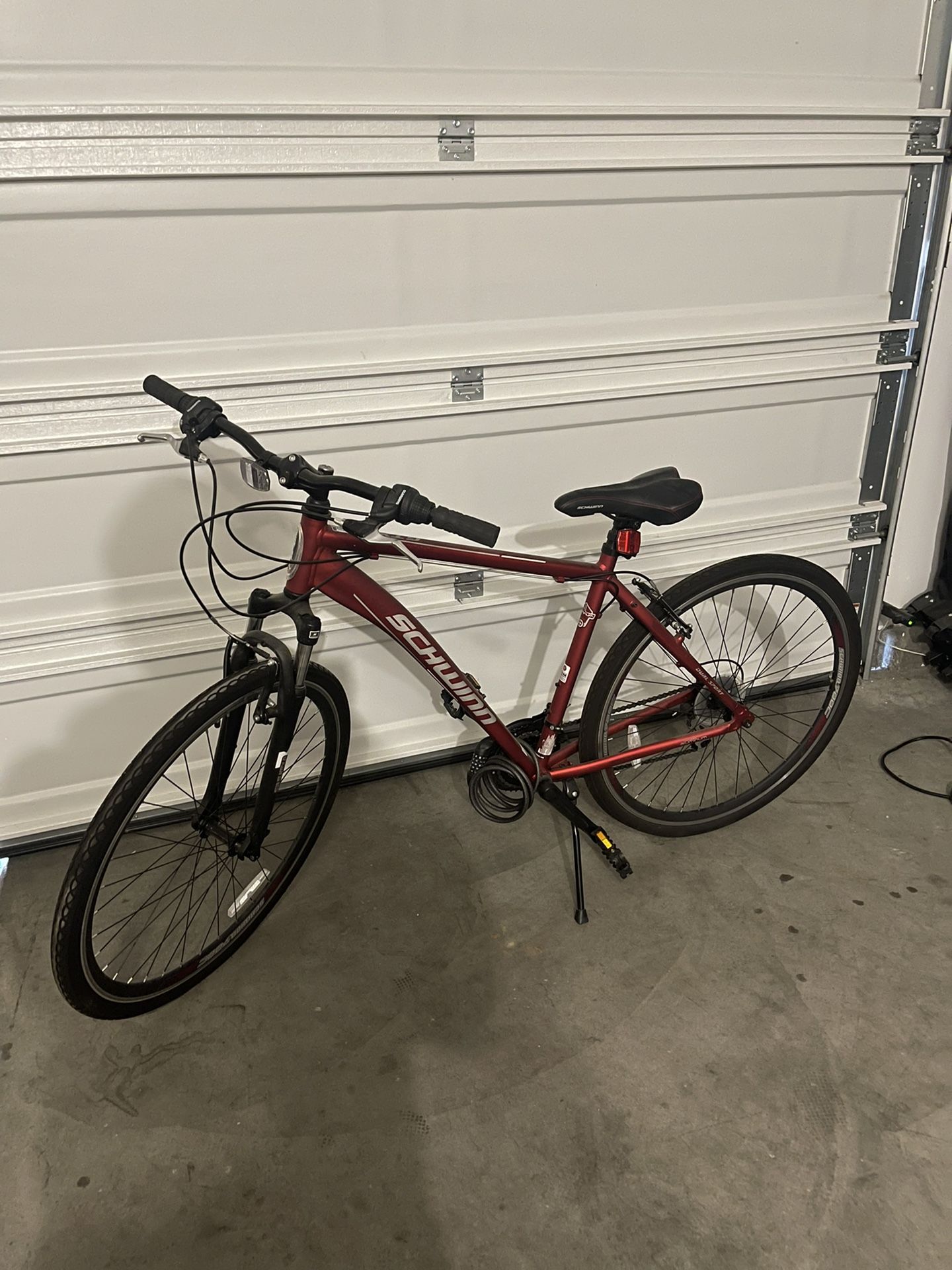 Schwinn Men GTX LARGE Hybrid Bike