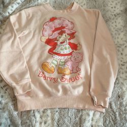 Womens Size M Strawberry Shortcake 