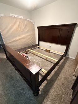 KING SOLID BED FRAME
