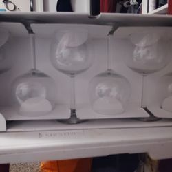 Balloon Wine Glasses 