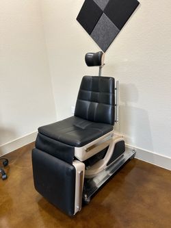 Exam chair