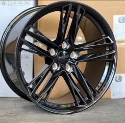 20" CAMARO  WHEELS WITH NEW TIRE 