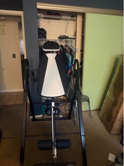 Inversion table