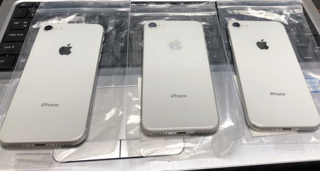 iPhone 8 64GB Factory Unlocked-Silver