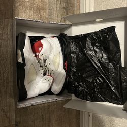 Jordan 5 fire red