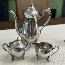 Vintage Leonard Silverplate Teapot With Creamer And Sugar Bowl 