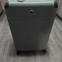 Rolling Suitcase 