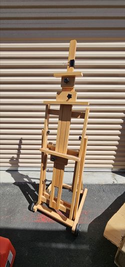 Easel