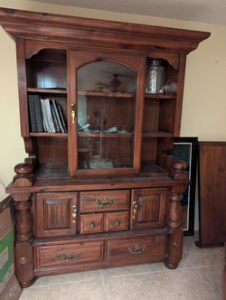 80s Authentic Hutch 6X7 (Two Pieces) w/ Matching Dining Set
