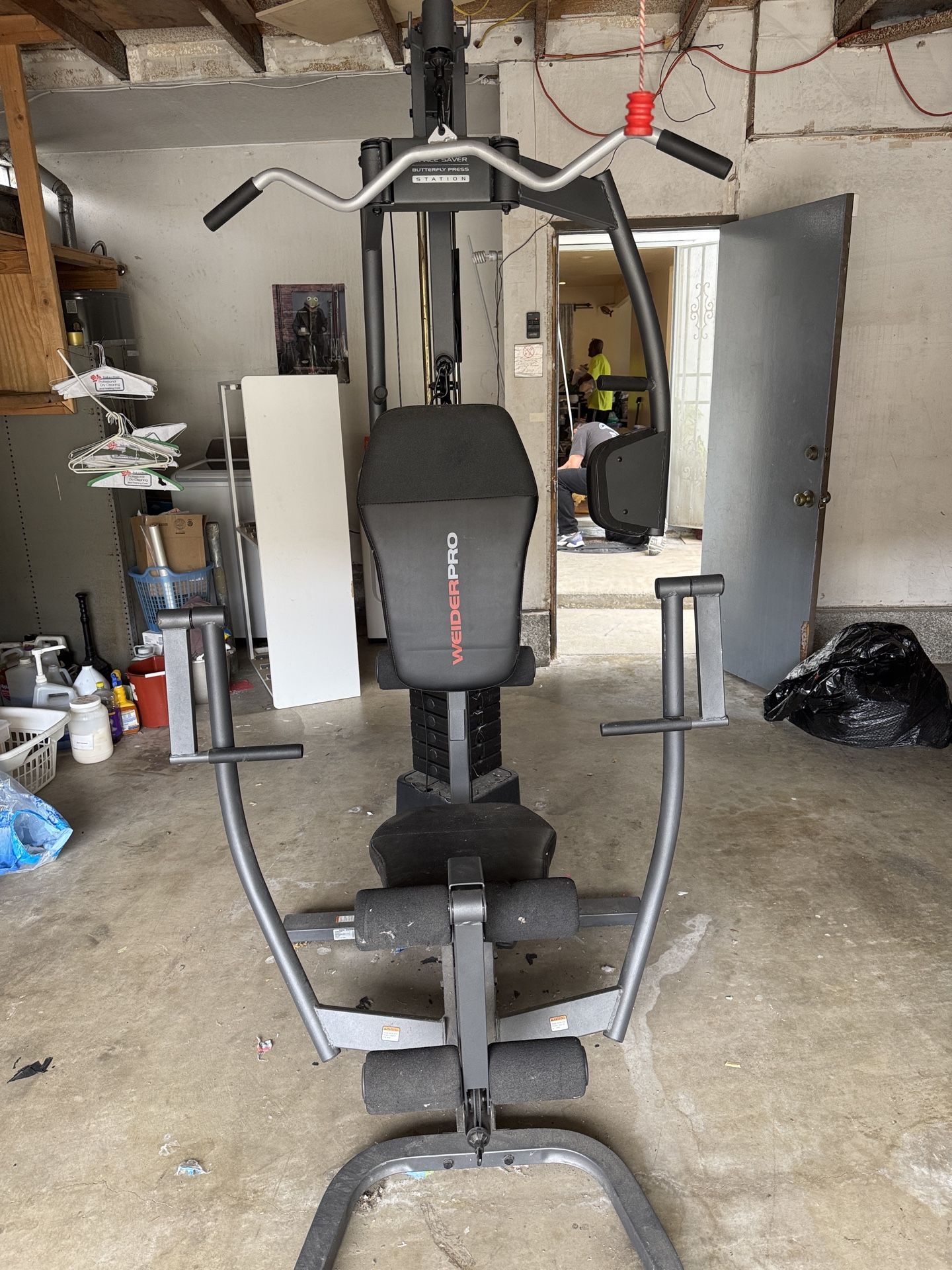 WEIDER PRO BUTTERFLY PRESS STATION 
