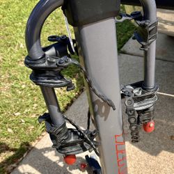 Yakima Trailer Hitch Bike Rack w/Keys - Holds 4 Bikes!