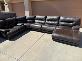 Sectional couch